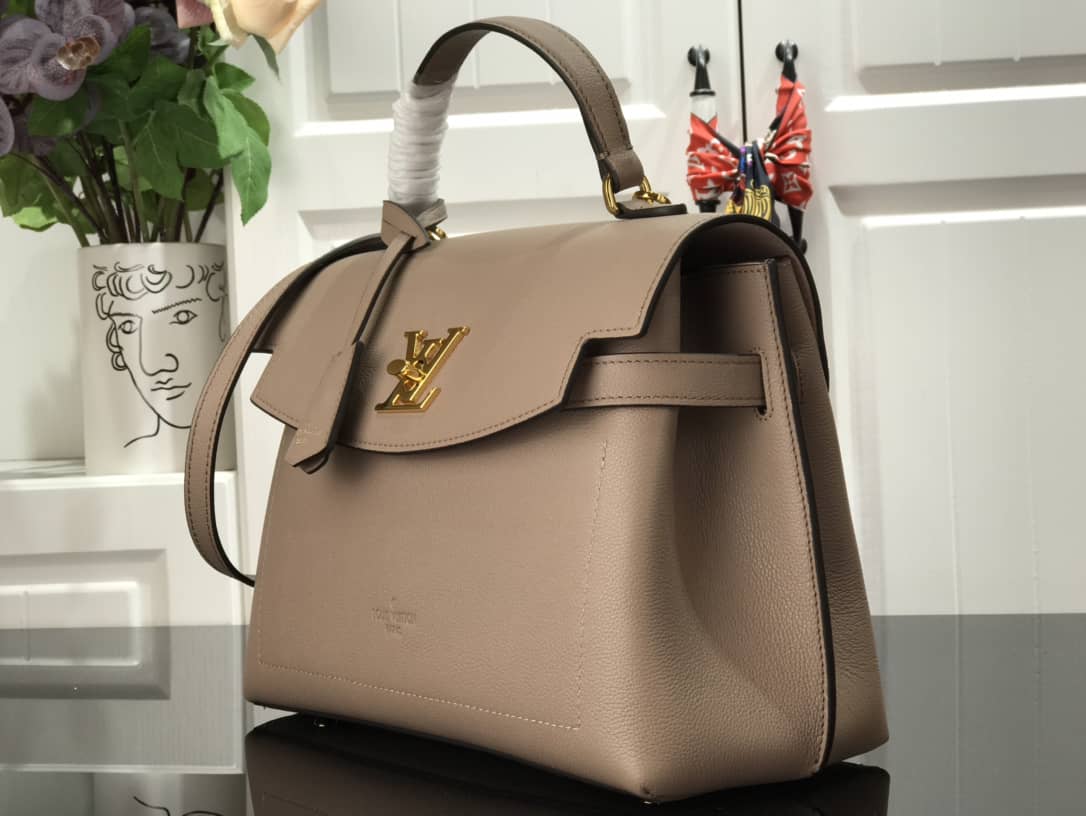 L0vis Vvtt0n Lock Me Ever 2Way Bag Replica Khaki M52787