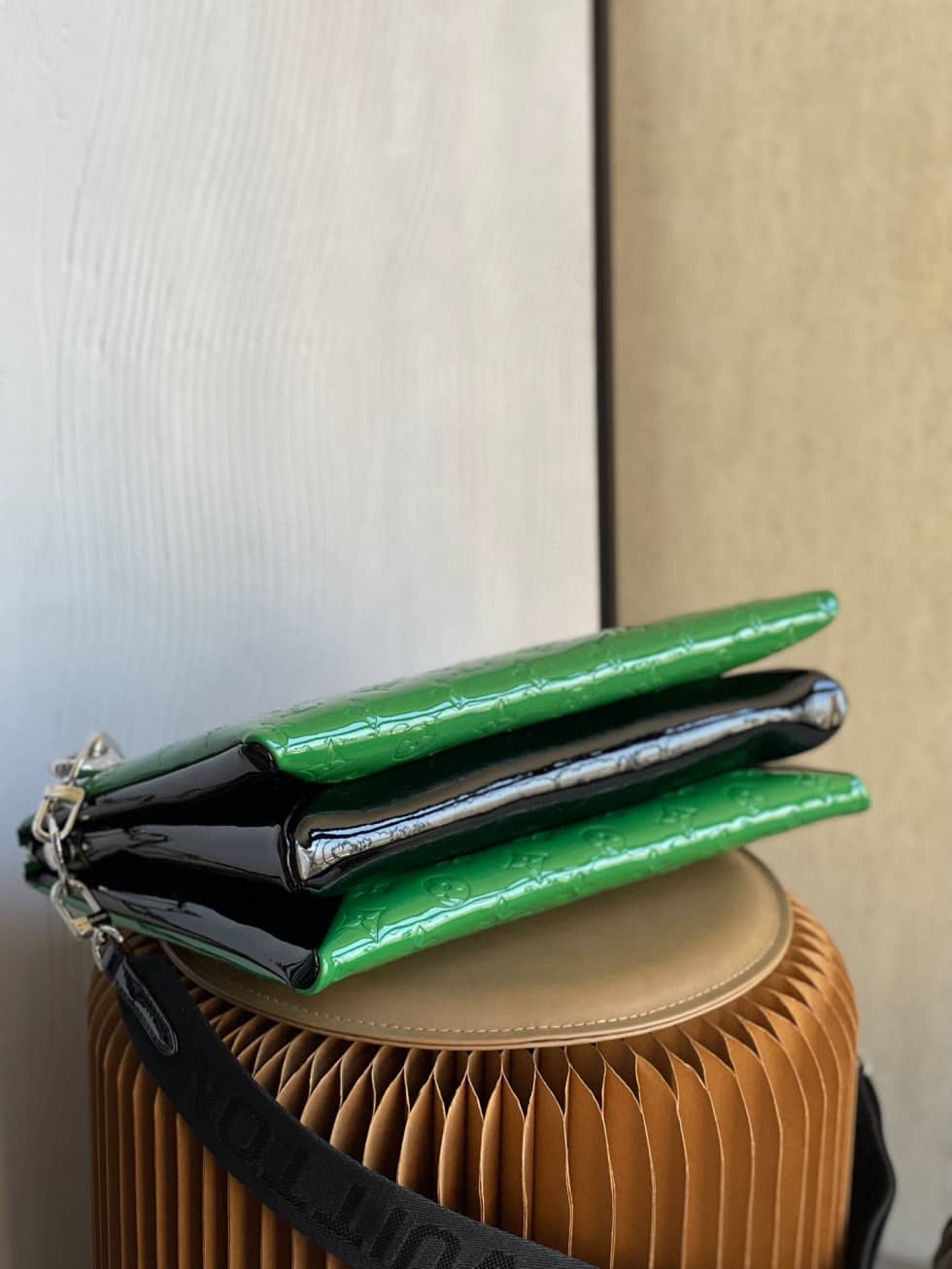 L0vis Vvtt0n Coussin MM 2way M57783 Replica Shoulder Bag