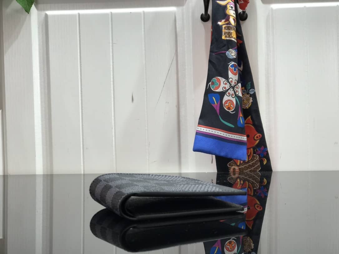 L0vis Vvtt0n Multiple Box Damier Graphite 3D Wallet Replica Black N60434