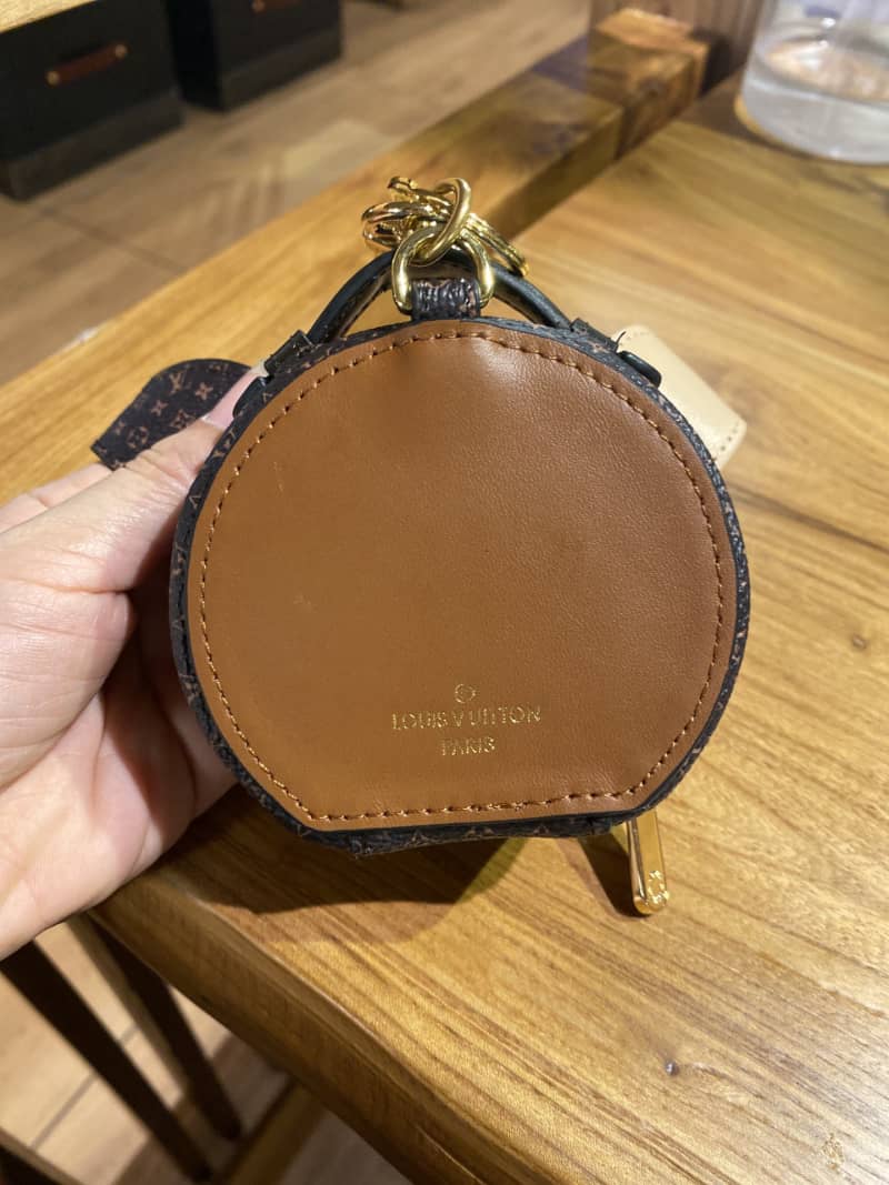 LV Bag Charm Dupe Puppy S*pple Key Holder Hat Box  M80254(ColaReps)