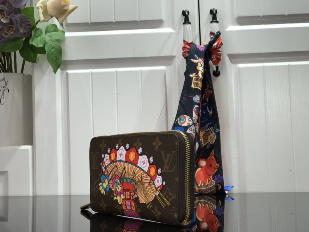 L0vis Vvtt0n Monogram Zippy Wallet Christmas Animation 2020 Replica M69753