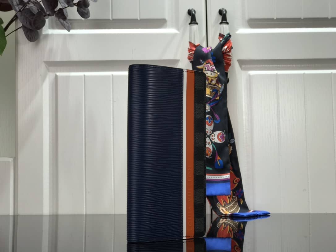 L0vis Vvtt0n Wallet Replica Epi Damier Graphite M69539