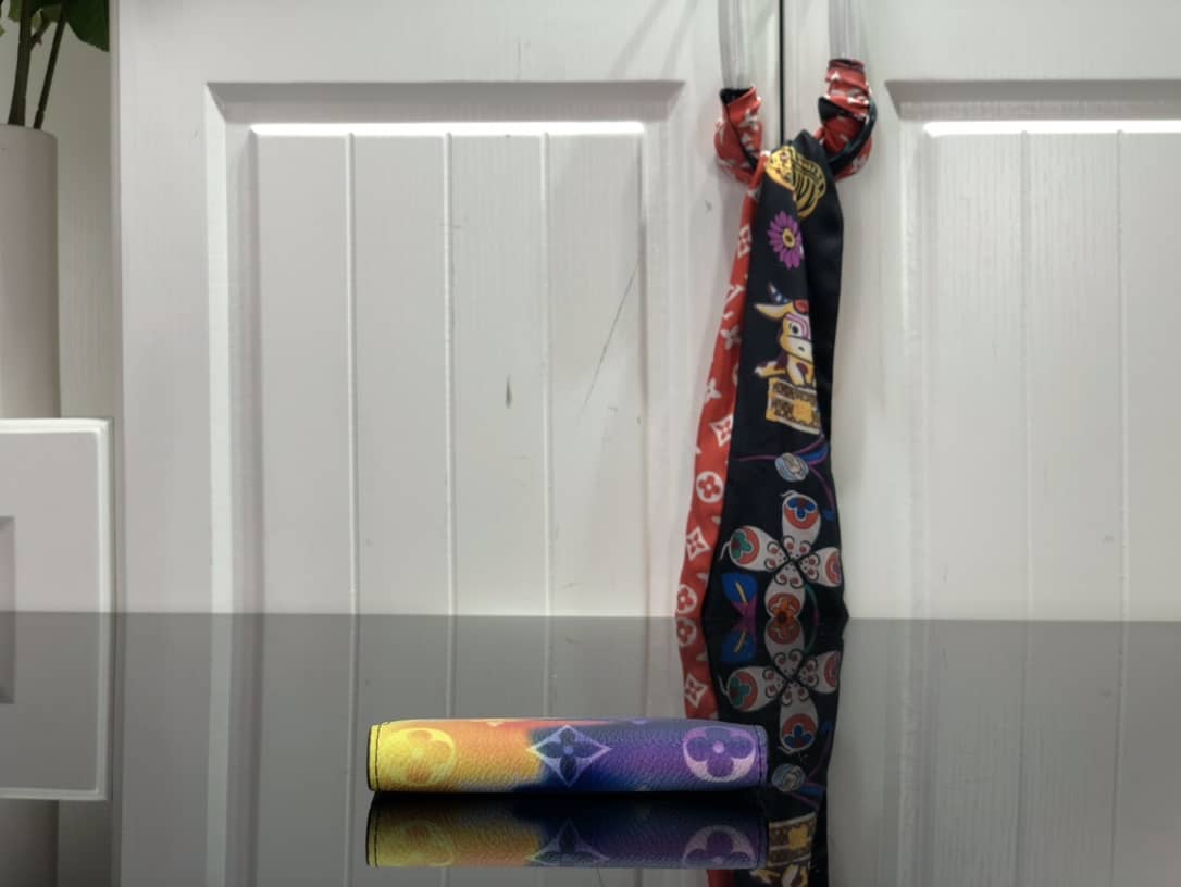 Fake L0vis Vvtt0n Fashion Wallet On Sale