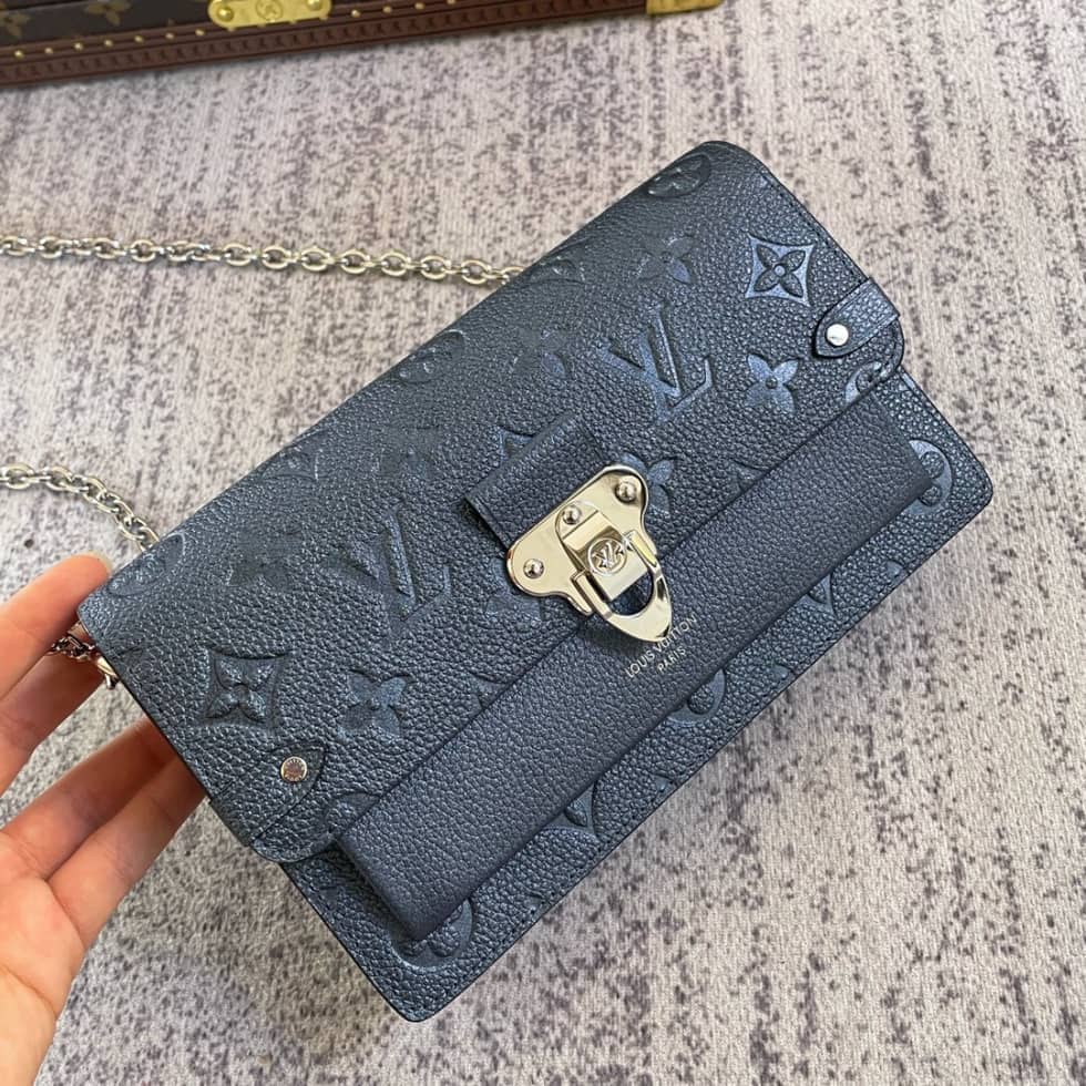L0vis Vvtt0n Portefeiulle Vavin Chain Shoulder Bag M67839 Replica Wallet