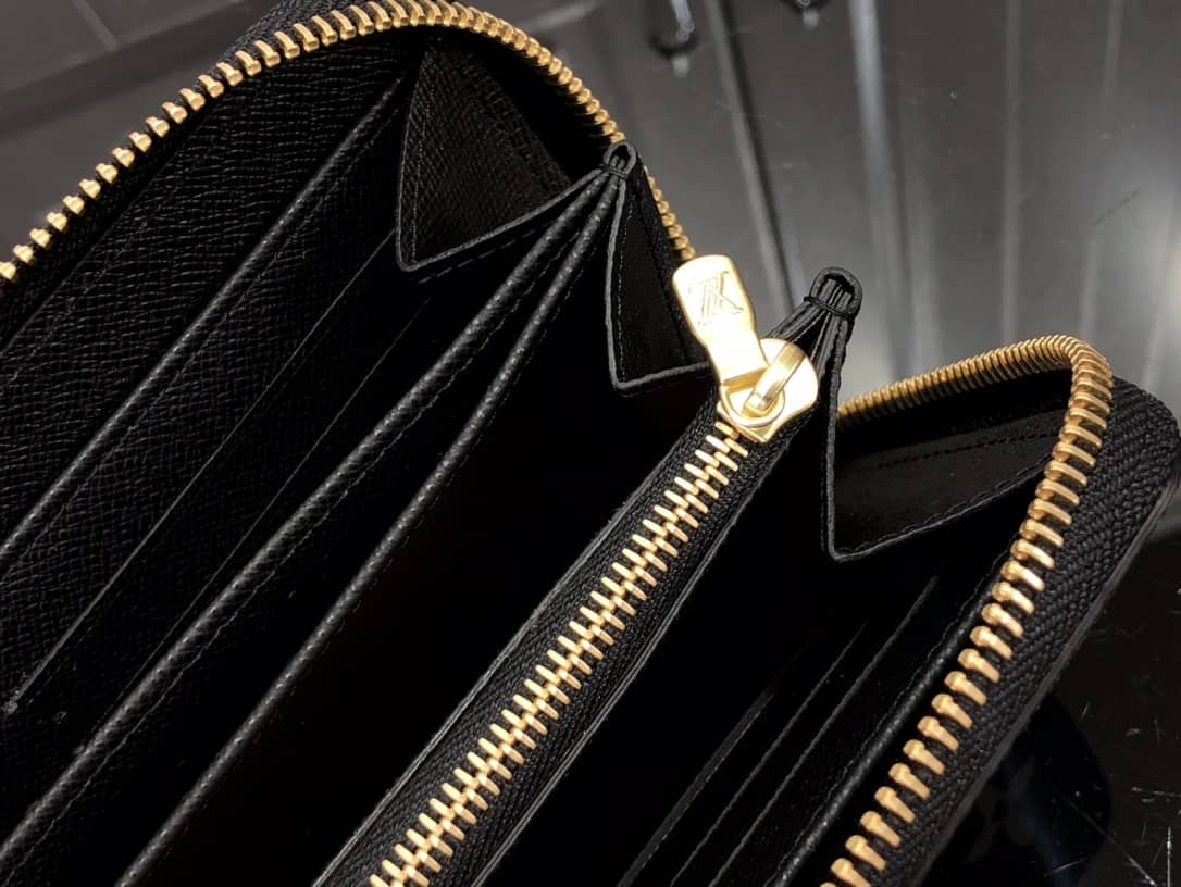 L0vis Vvtt0n Around Monogram Zippy Wallet Replica Black M80683