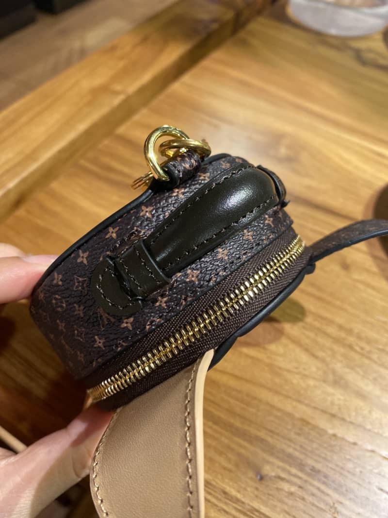 LV Bag Charm Dupe Puppy S*pple Key Holder Hat Box  M80254(ColaReps)