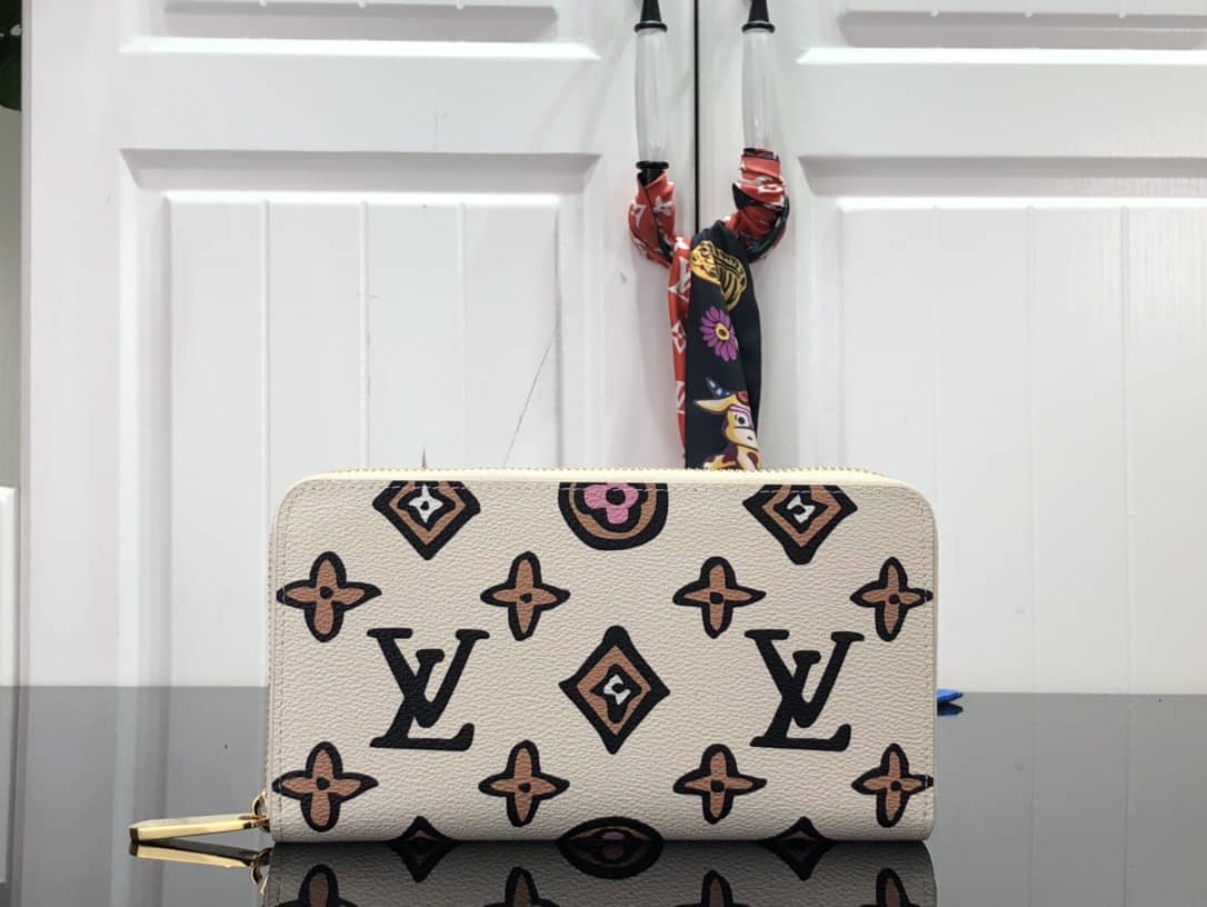 L0vis Vvtt0n Around Monogram Zippy Wallet Replica White M80683