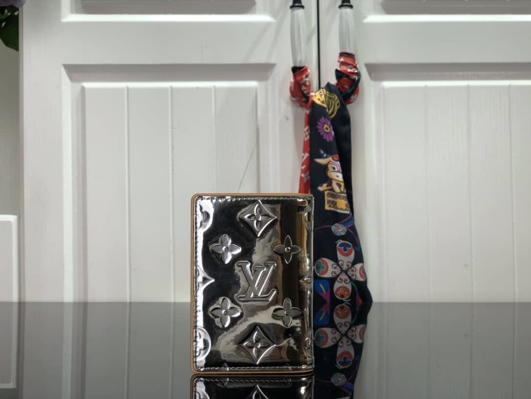 L0vis Vvtt0n Mirror Slender Pocket Organizer Wallet Replica M80805