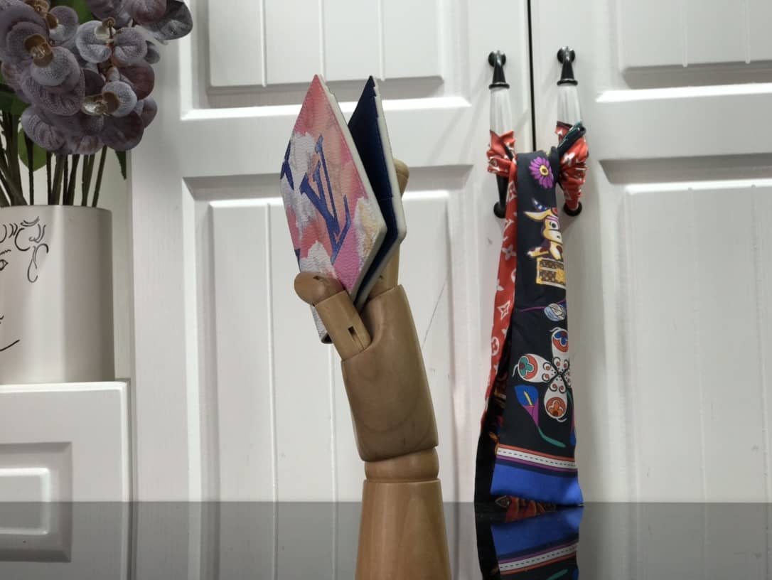 L0vis Vvtt0n Multiple Wallet Monogram Canvas Replica Pink M80458