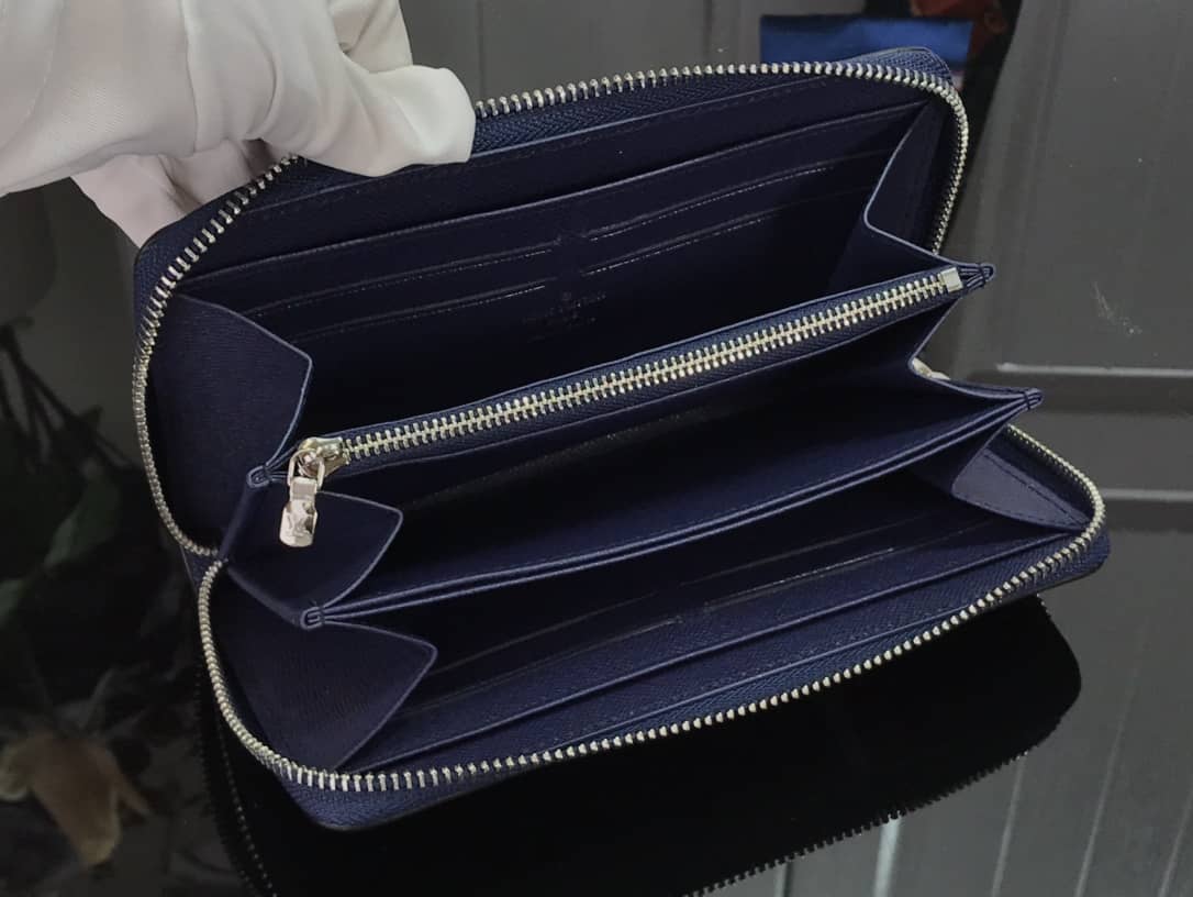 L0vis Vvtt0n Replica Long Zipper Wallet Classic Monogram Pattern Red M56829