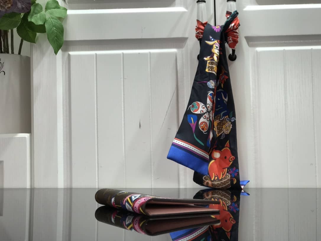 l0vis vvtt0n christmas u1u1enne monogram passport cover replica m69746