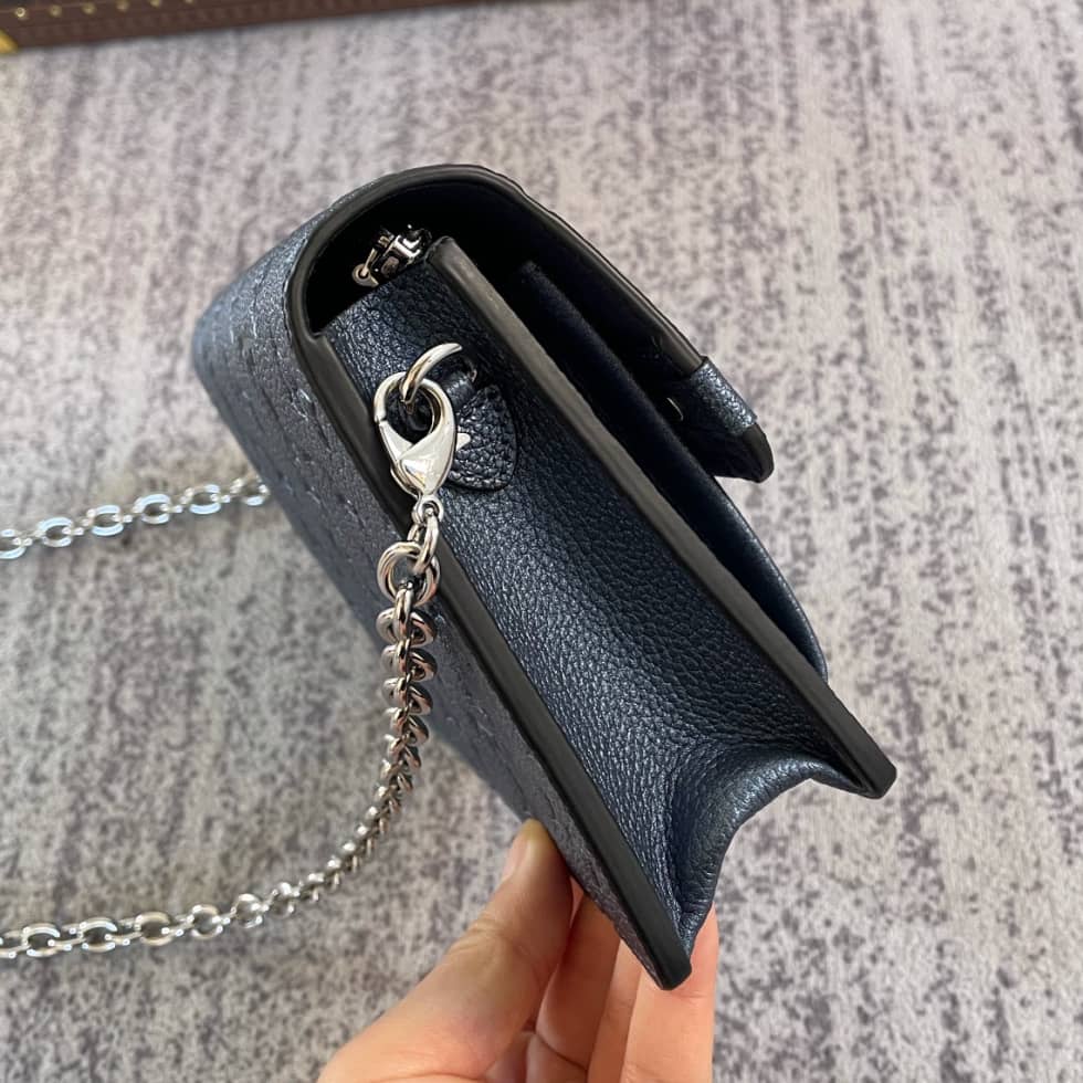 L0vis Vvtt0n Portefeiulle Vavin Chain Shoulder Bag M67839 Replica Wallet