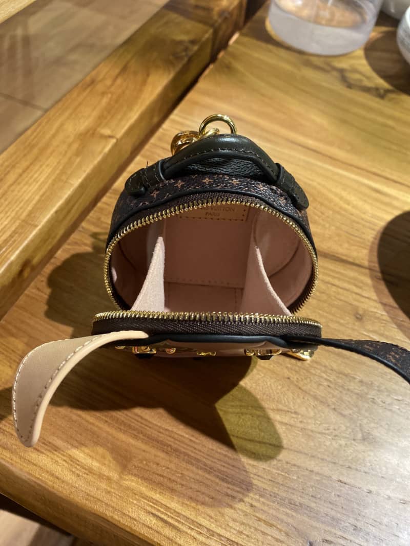 LV Bag Charm Dupe Puppy S*pple Key Holder Hat Box  M80254(ColaReps)