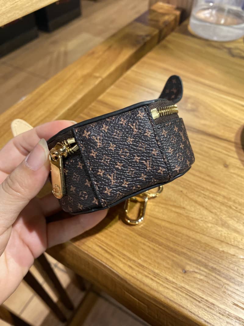 LV Bag Charm Dupe Puppy S*pple Key Holder Hat Box  M80254(ColaReps)