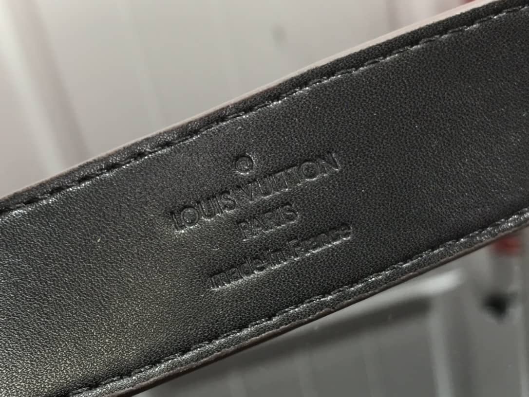 L0vis Vvtt0n Escale Daily Multi Pocket 30mm Belt Yellow Replica M0253Y