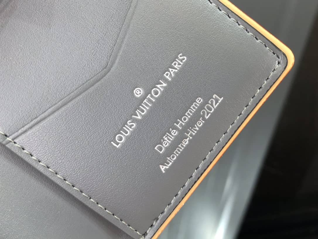 L0vis Vvtt0n Mirror Slender Pocket Organizer Wallet Replica M80805