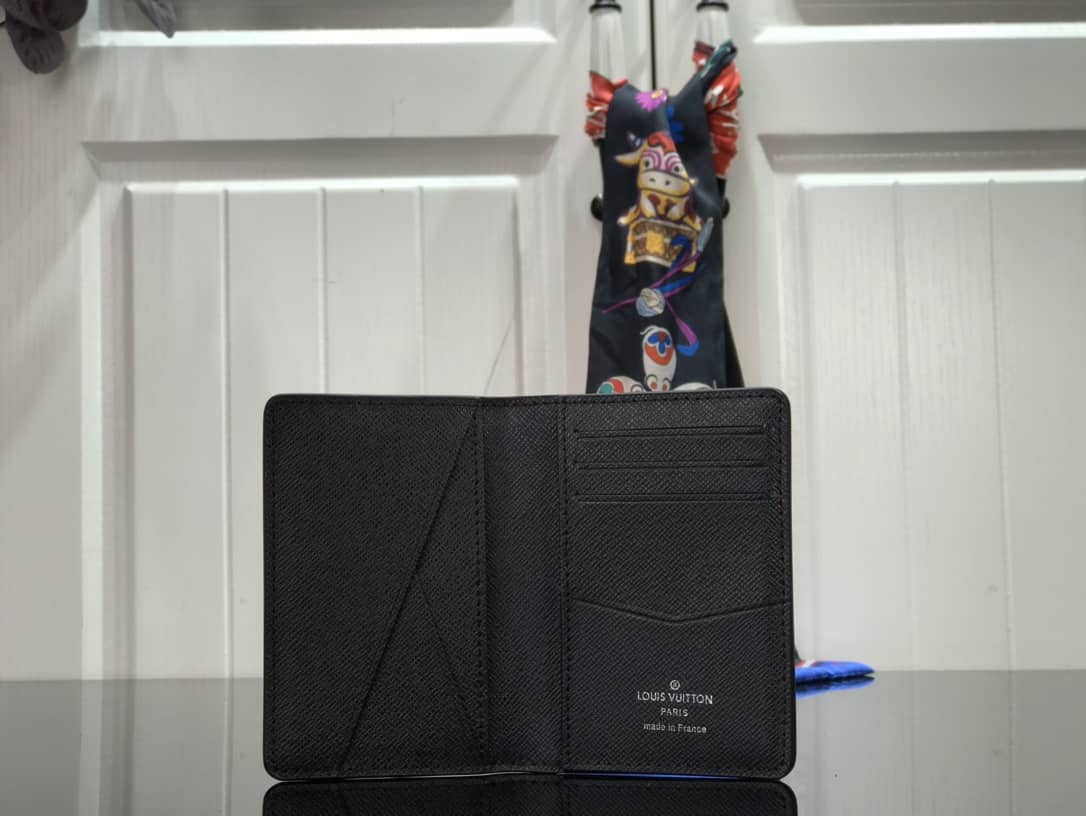 L0vis Vvtt0n Pocket Organizer Damier Graphite Epi Leather Replica Black M69536