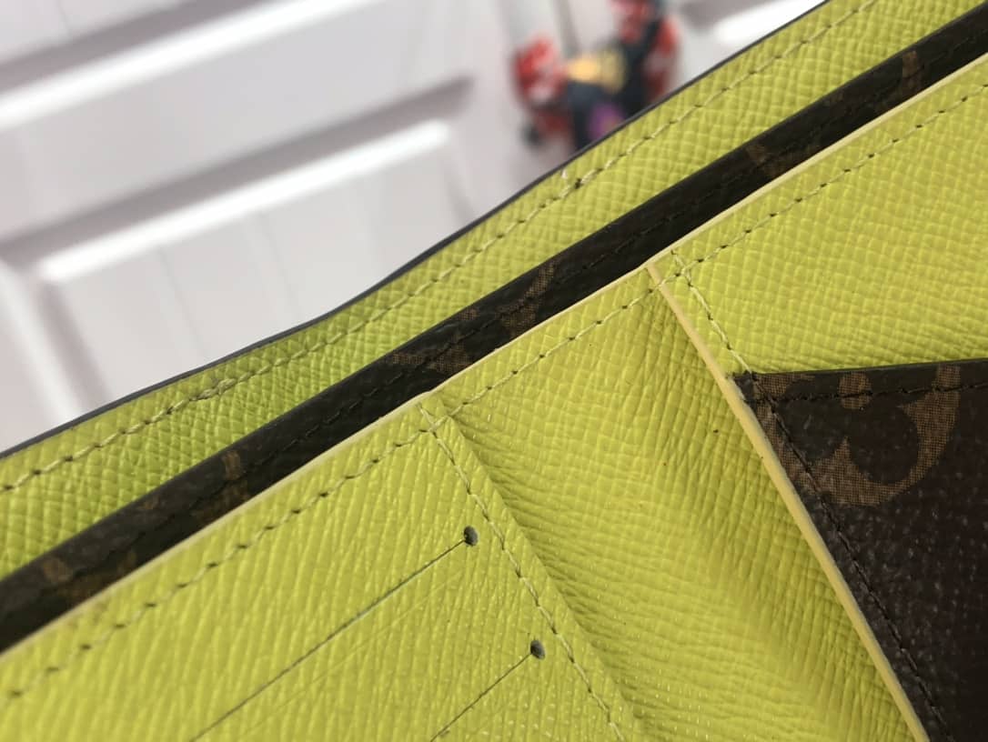 L0vis Vvtt0n Monogram Multiple Bifold Wallet Replica Yellow M80781