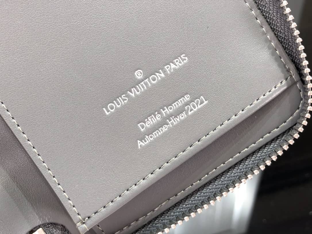 L0vis Vvtt0n Monogram Mirror Zippy Wallet Replica M80808