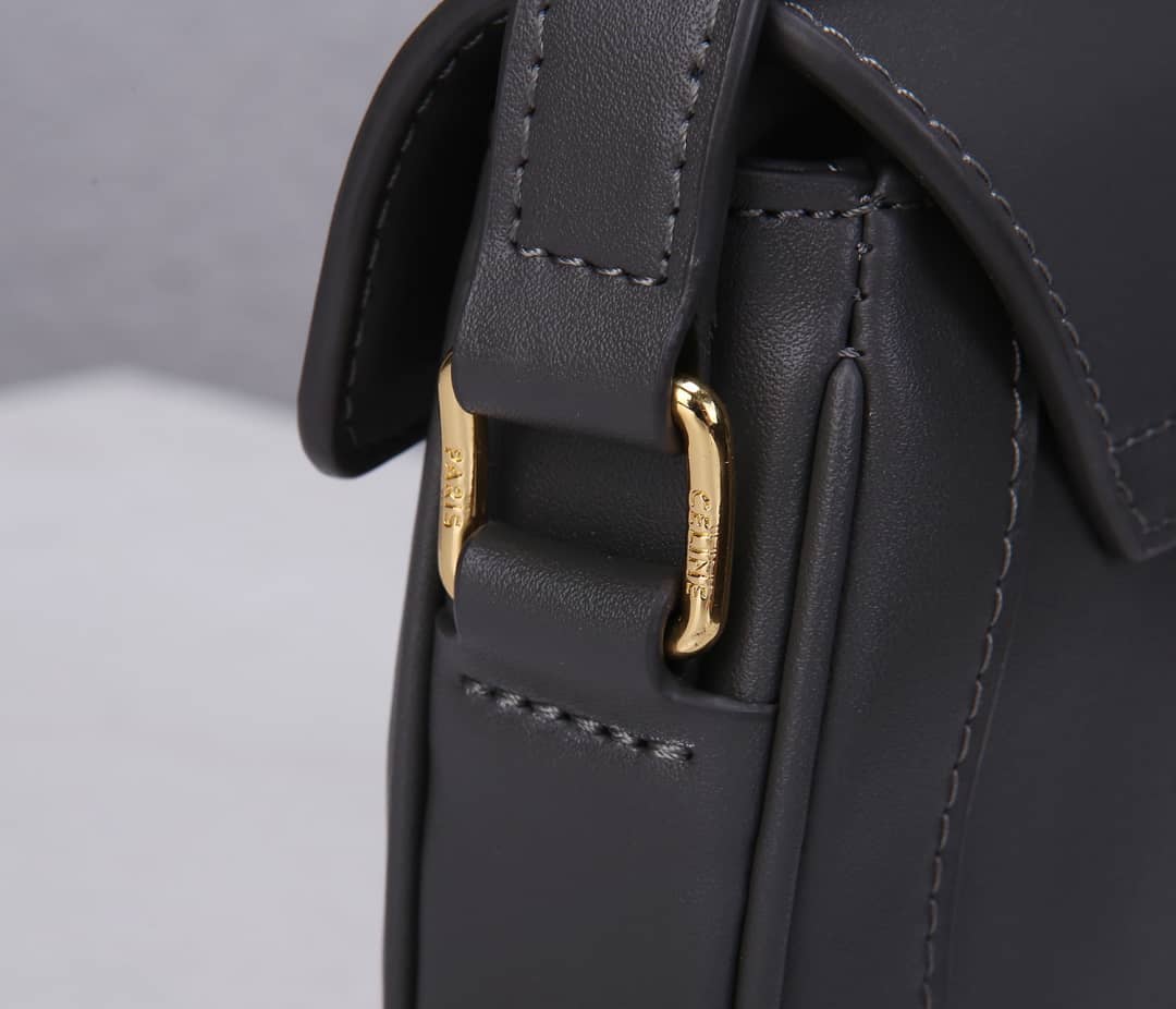 Ce1i*e Small Besace 16 Cowhide Replica Saddle Bag