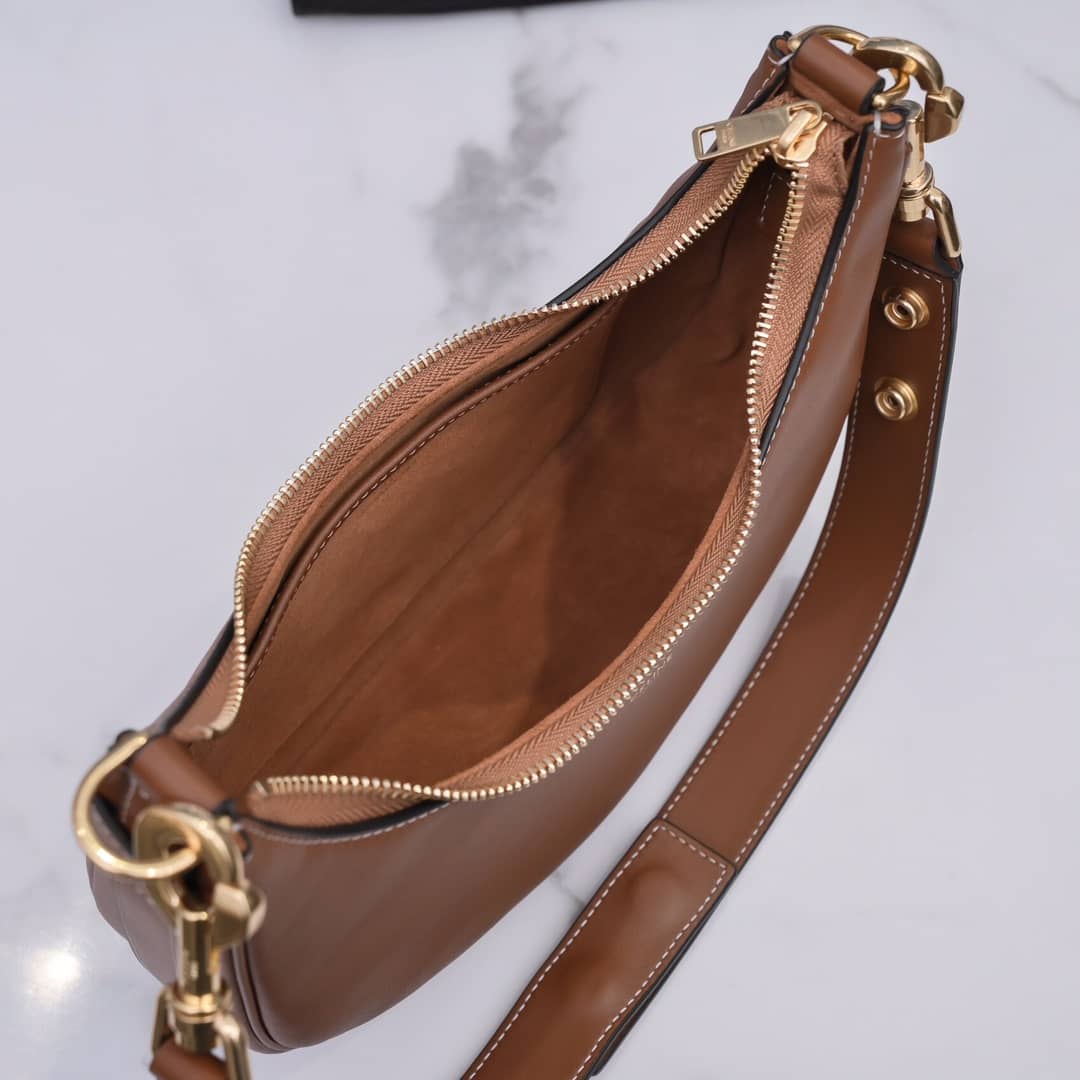Ce1i*e Ava Calfskin Hobo Replica Bag