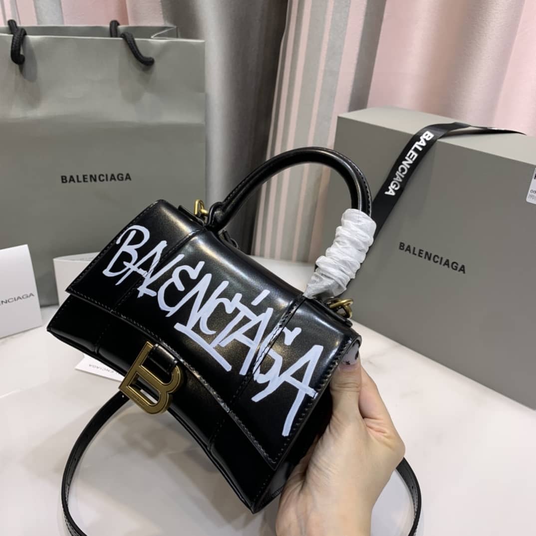 Ba1en*iaga Hourglass Leather Top Handle Replica Bag