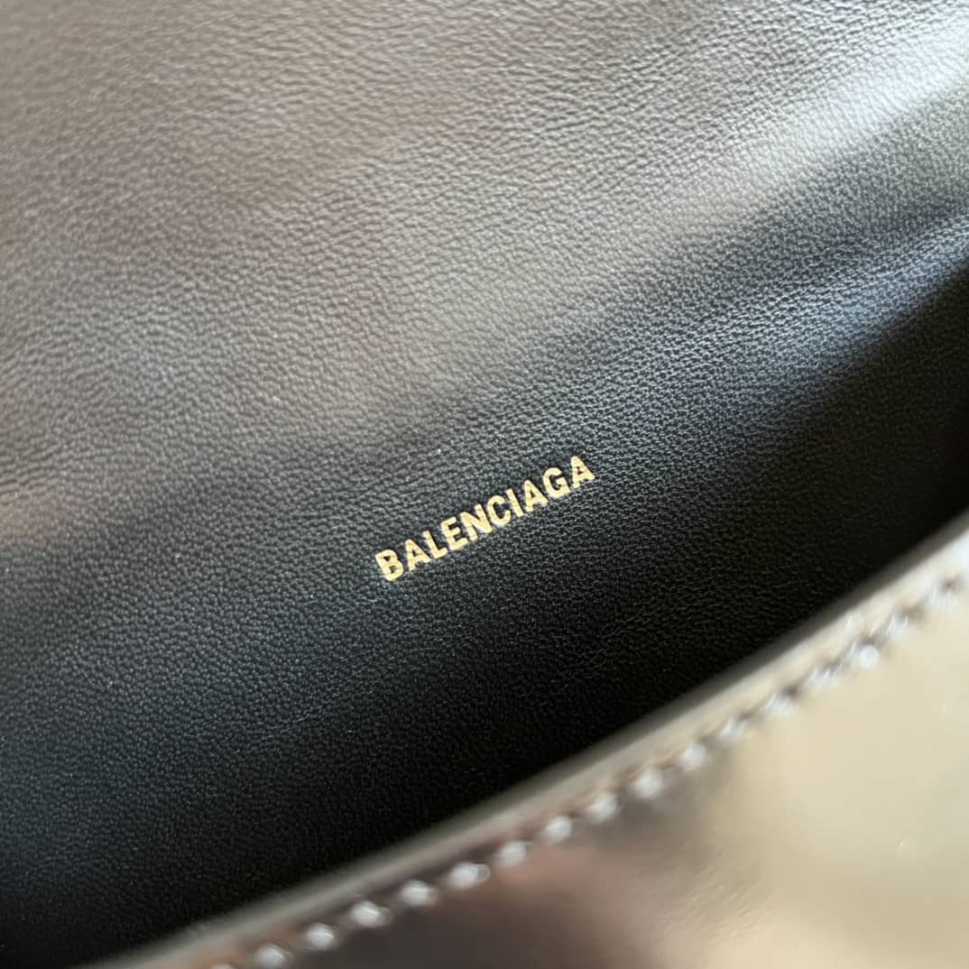 Ba1en*iaga Hourglass Leather Top Handle Replica Bag