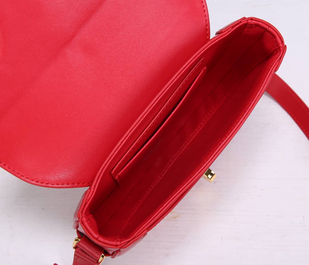 Ce1i*e Small Besace 16 Cowhide Replica Saddle Bag