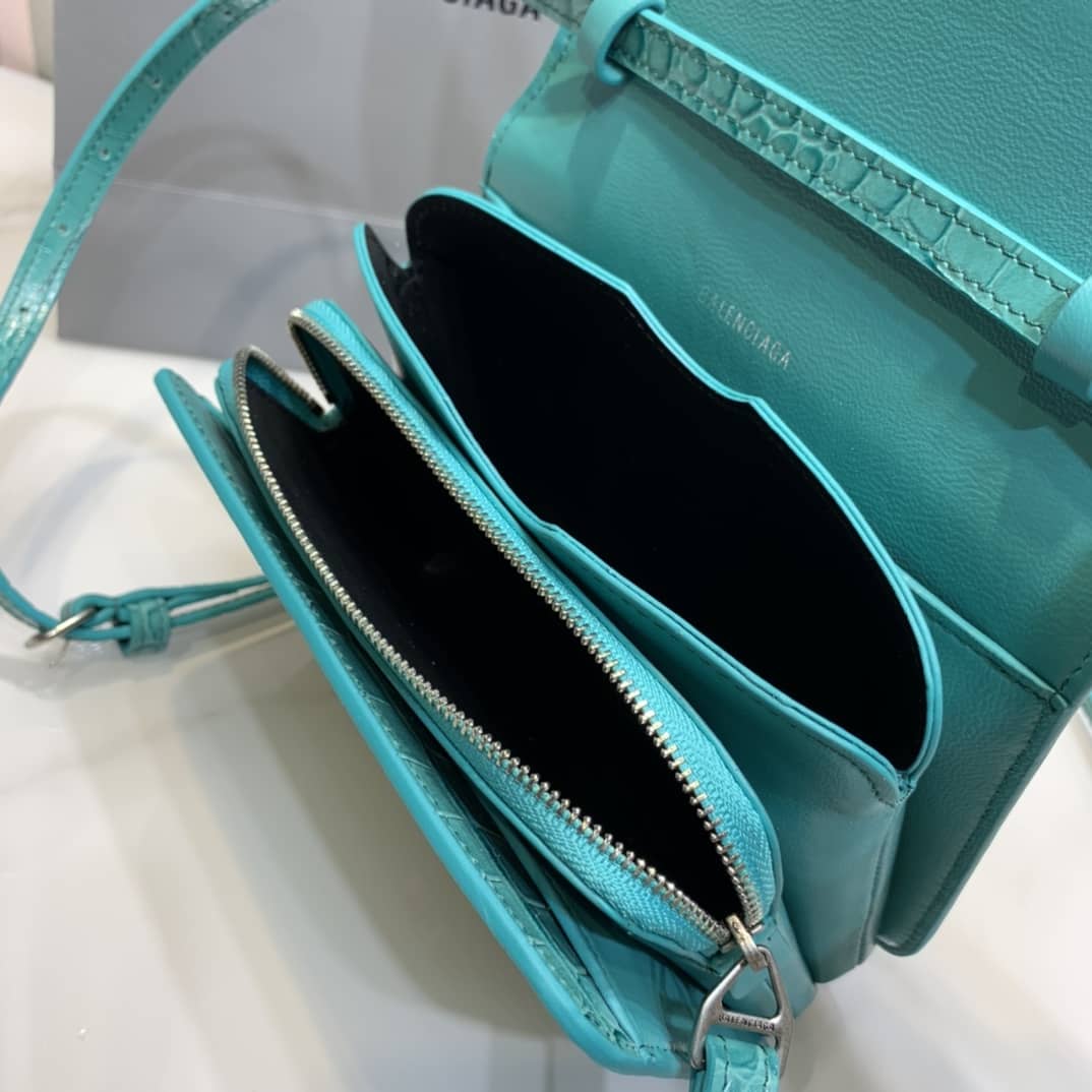 Ba1en*iaga Crocodile Embossed Box Replica Shoulder Bag