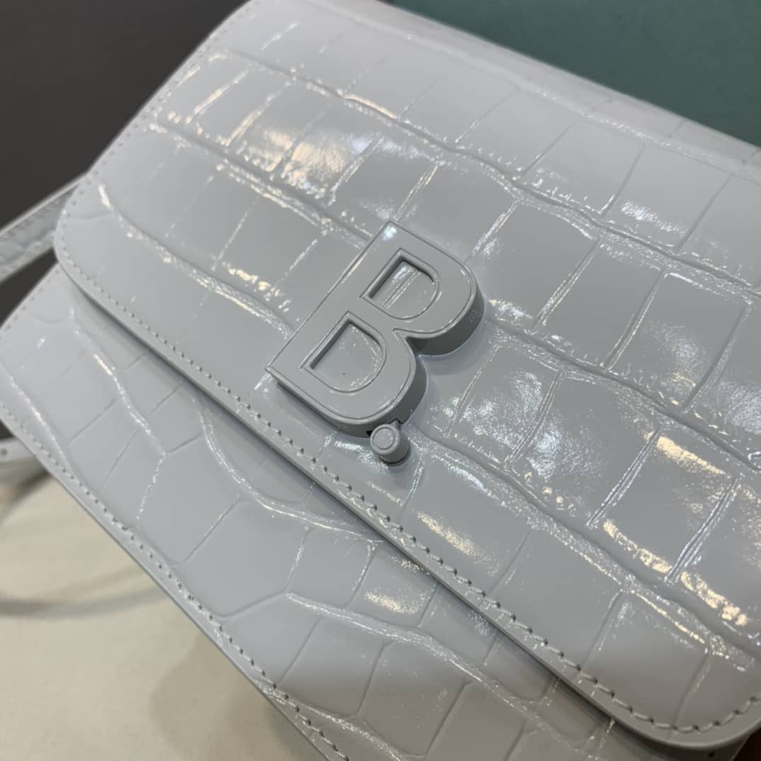 Ba1en*iaga Crocodile Embossed Box Replica Shoulder Bag