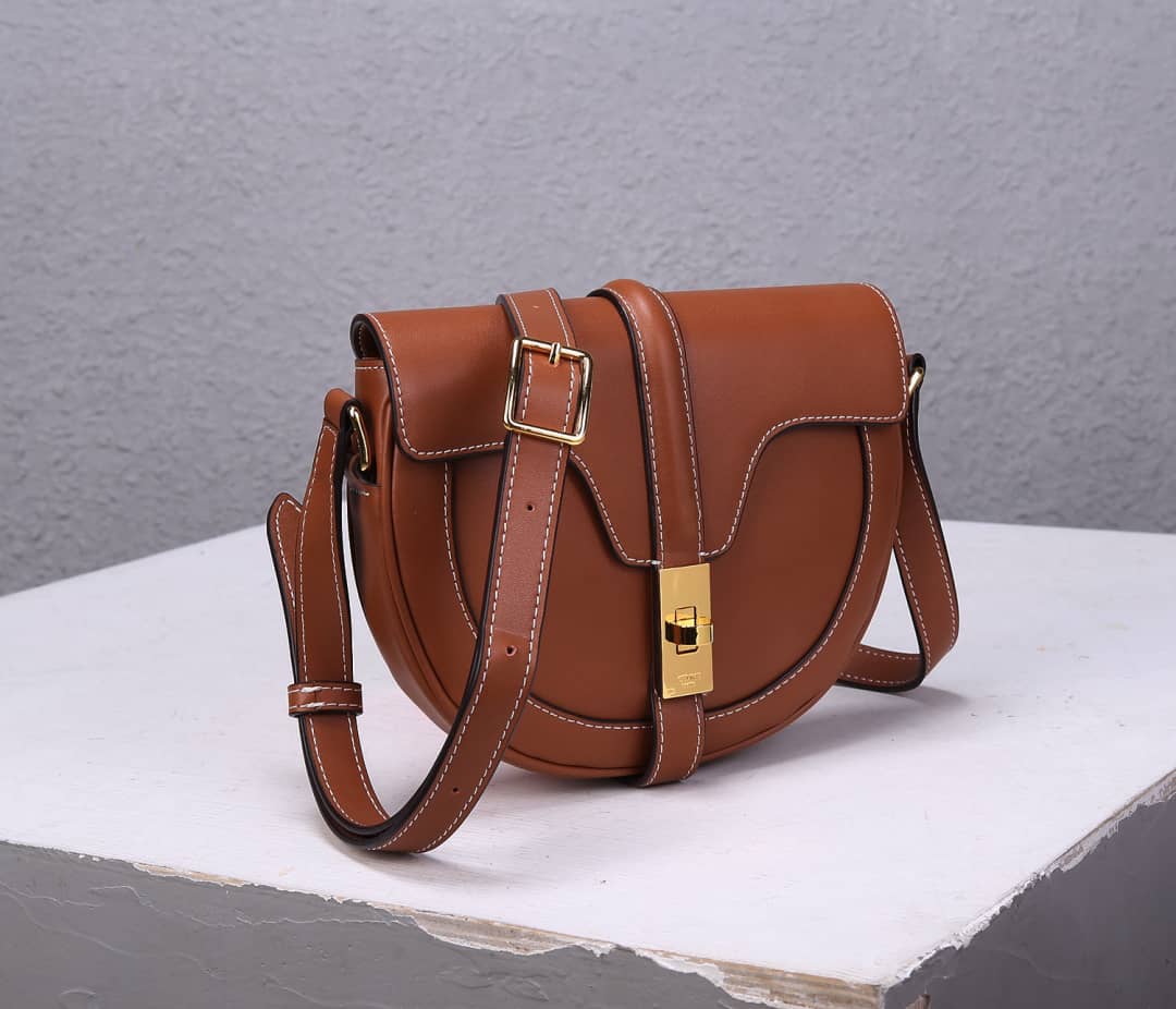 Ce1i*e Small Besace 16 Cowhide Replica Saddle Bag