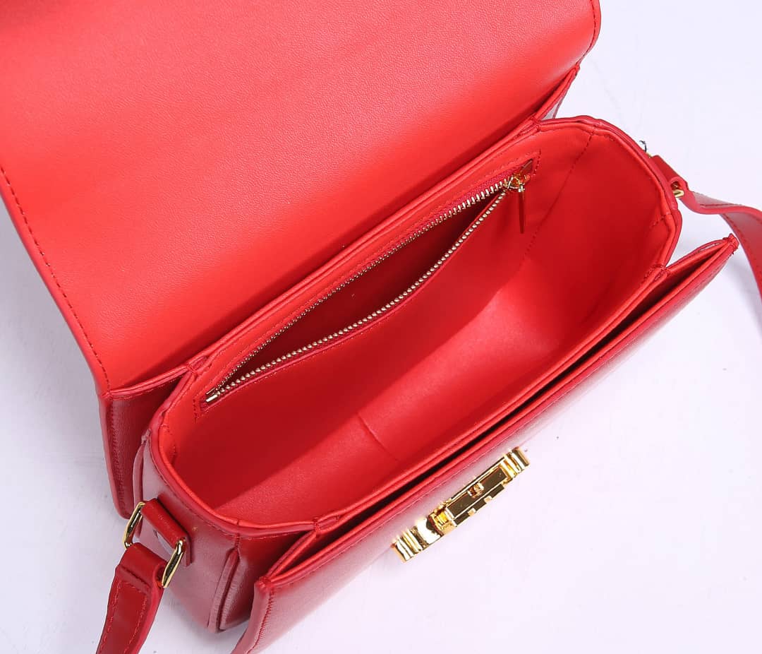 Ce1i*e Bag Dupe Triomphe Micro Luggage 18.5CM Replica Bag