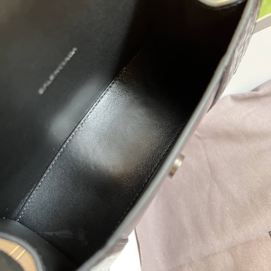 Ba1en*iaga Hourglass Leather Top Handle Replica Bag