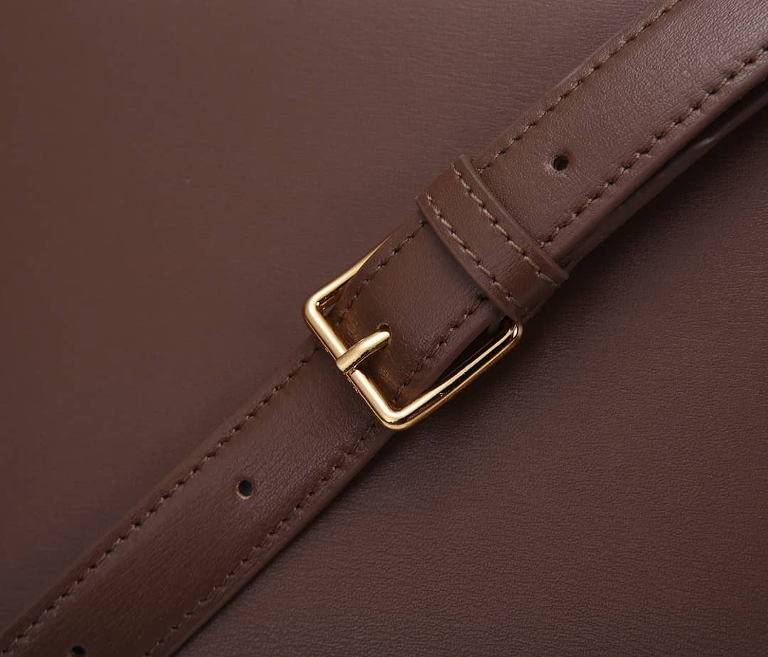 Ce1i*e Dupe Triomphe Micro Luggage Replica Bag