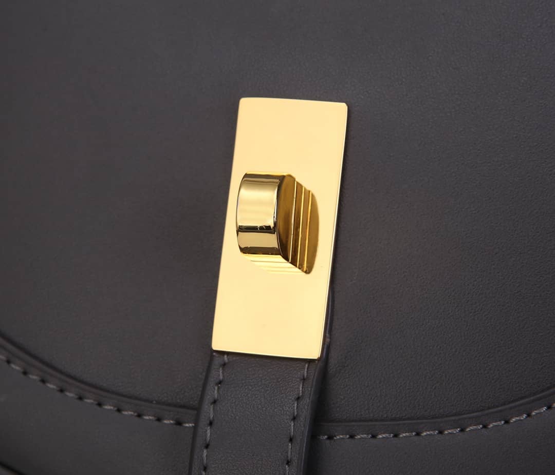 Ce1i*e Small Besace 16 Cowhide Replica Saddle Bag