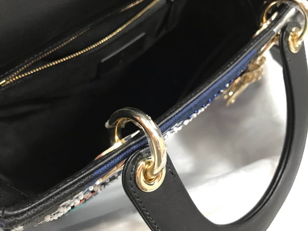 Chr1st1an D10r Lady D10r 24CM Replica Bag