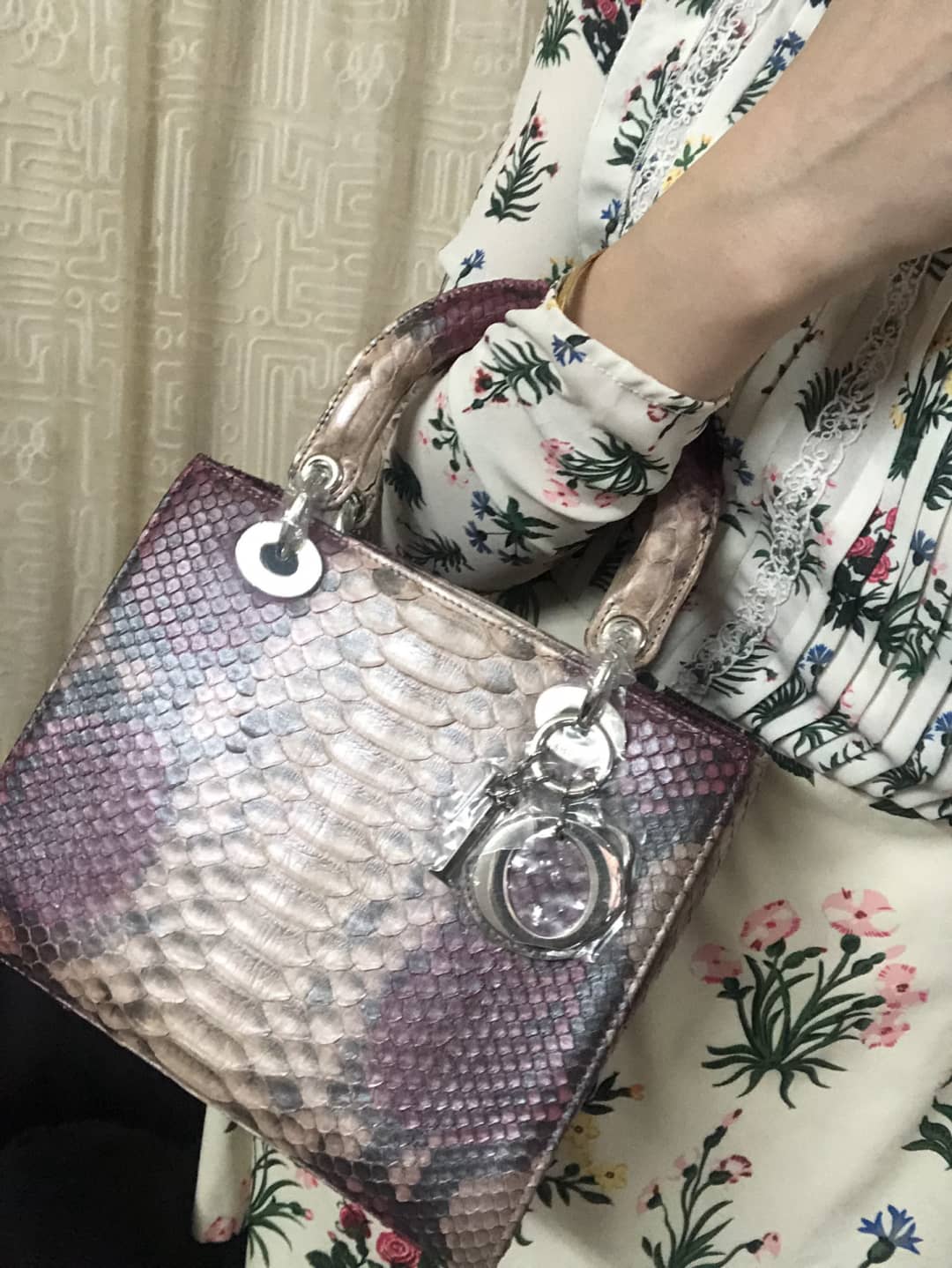 Chr1st1an D10r Lady D10r 24CM Replica Bag