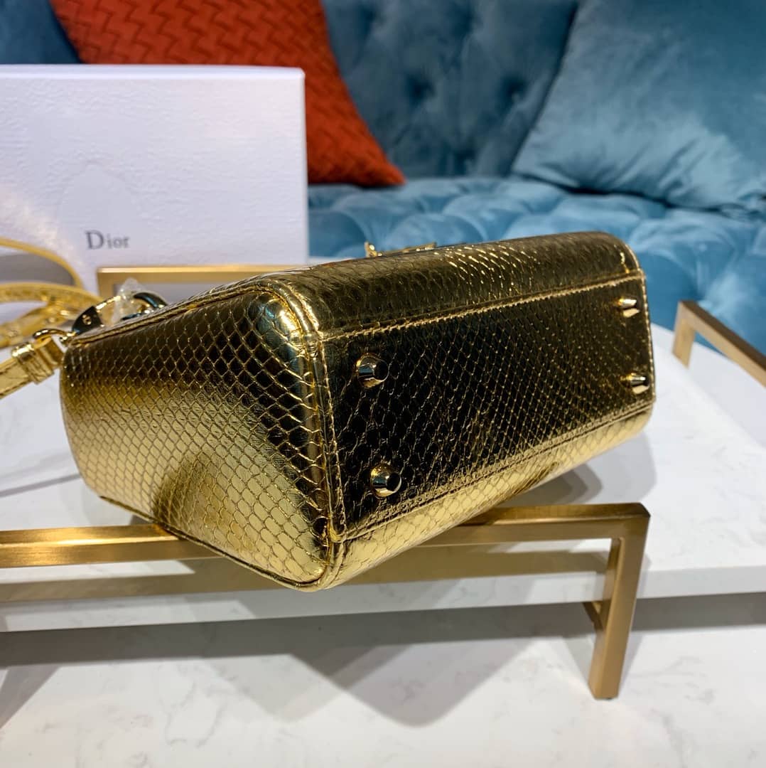 Chr1st1an D10r Lady D10r 17CM Replica Bag