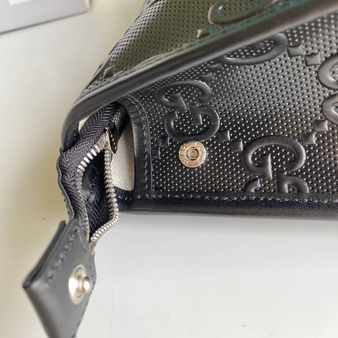 Gvc*1 GG Embossed Cosmetic Case Replica 625568