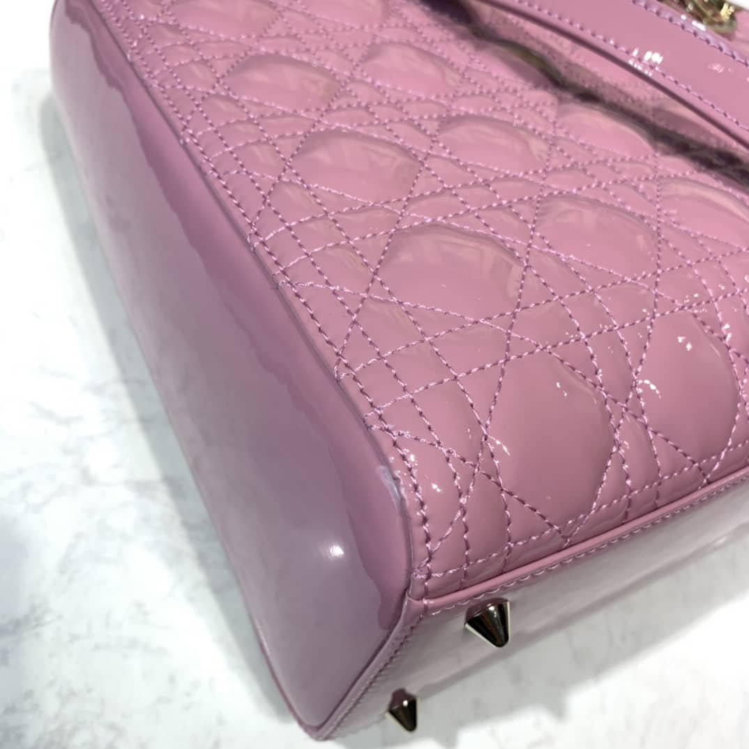 Chr1st1an D10r Lady D10r 32CM Replica Bag