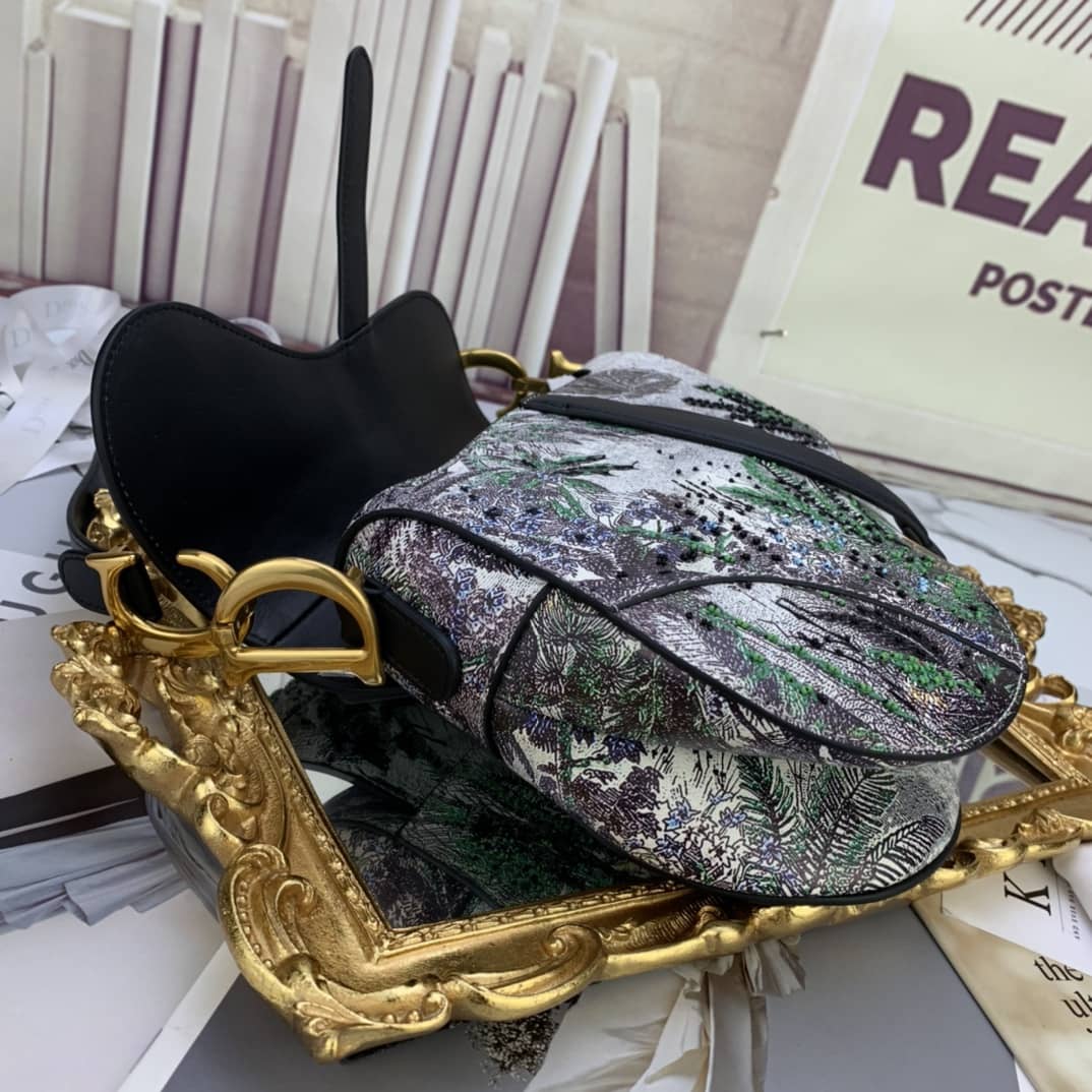 D10r Saddle Bag Dupe