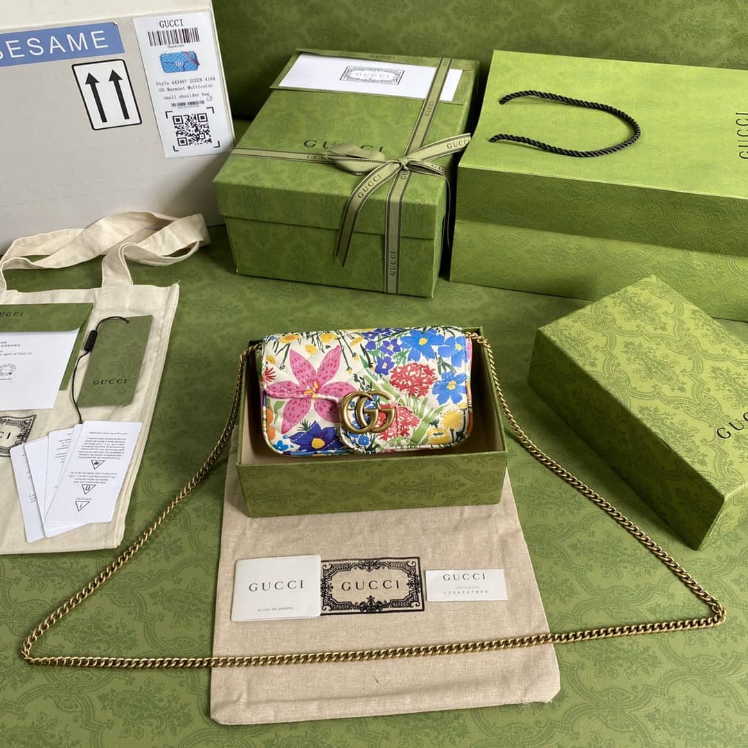 Gvc*1 GG Marmont Matelassé Mini Crossbody Bag Replica 476433