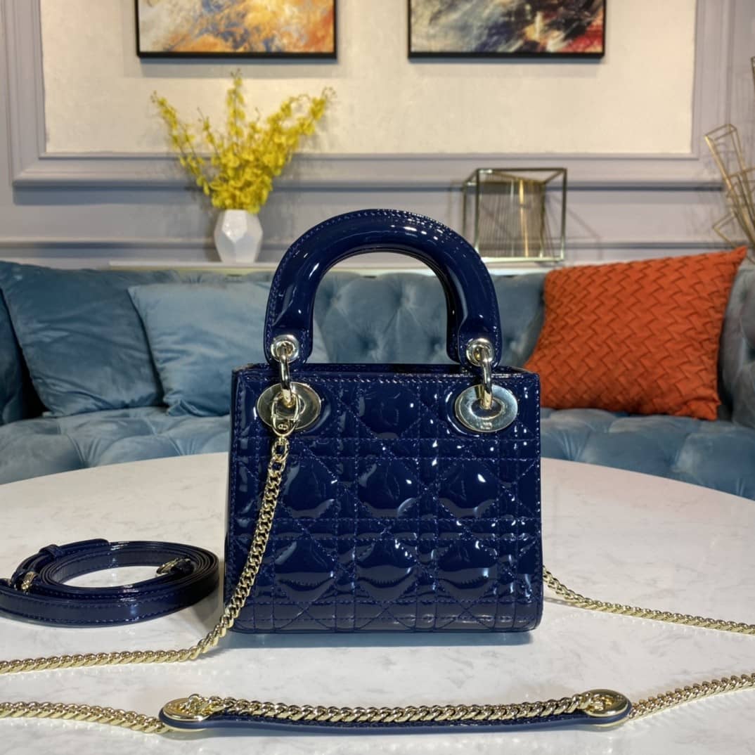 Chr1st1an D10r Lady D10r 17CM Replica Bag