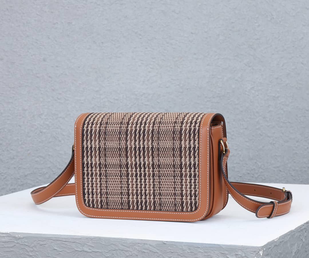 Ce1i*e Bag Dupe Triomphe Teen 22cm