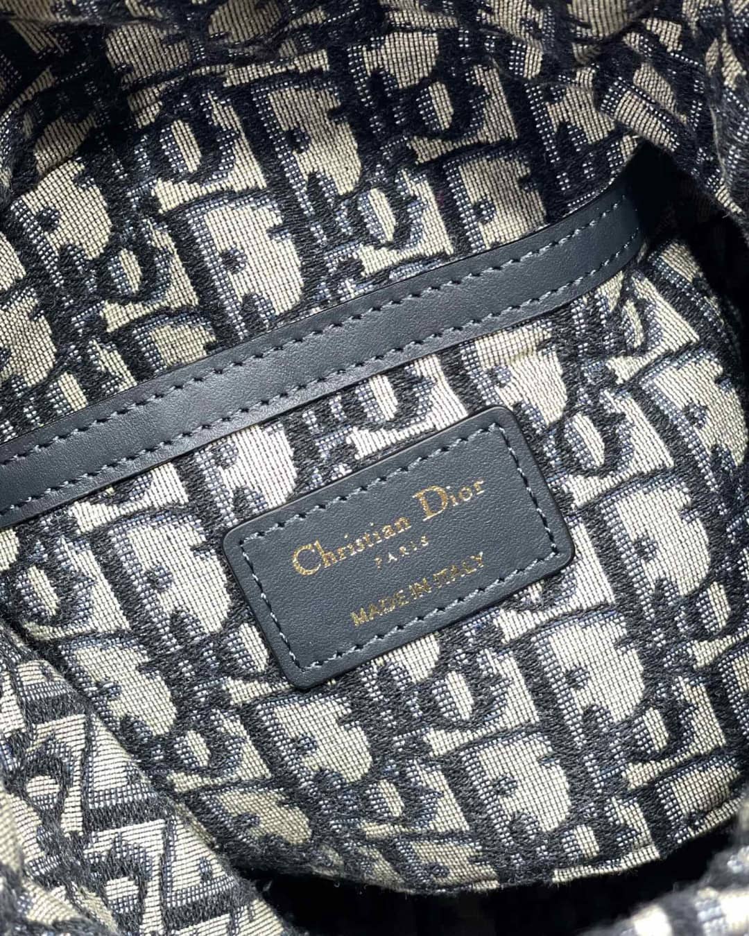 Chr1st1an D10r Oblique D10r Wicker Bucket Bag