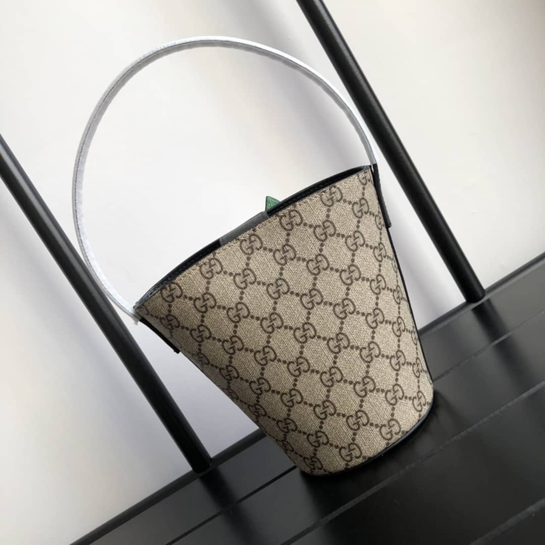 Gvc*1 Kids GG Svp*me Apple Bucket Bag Replica 653954