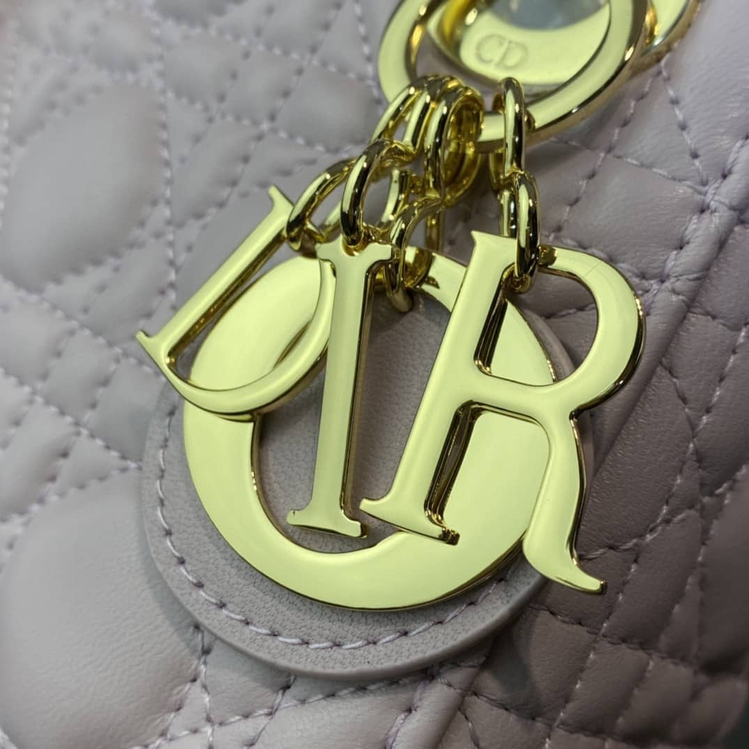 Chr1st1an D10r Lady D10r 17CM Replica Bag