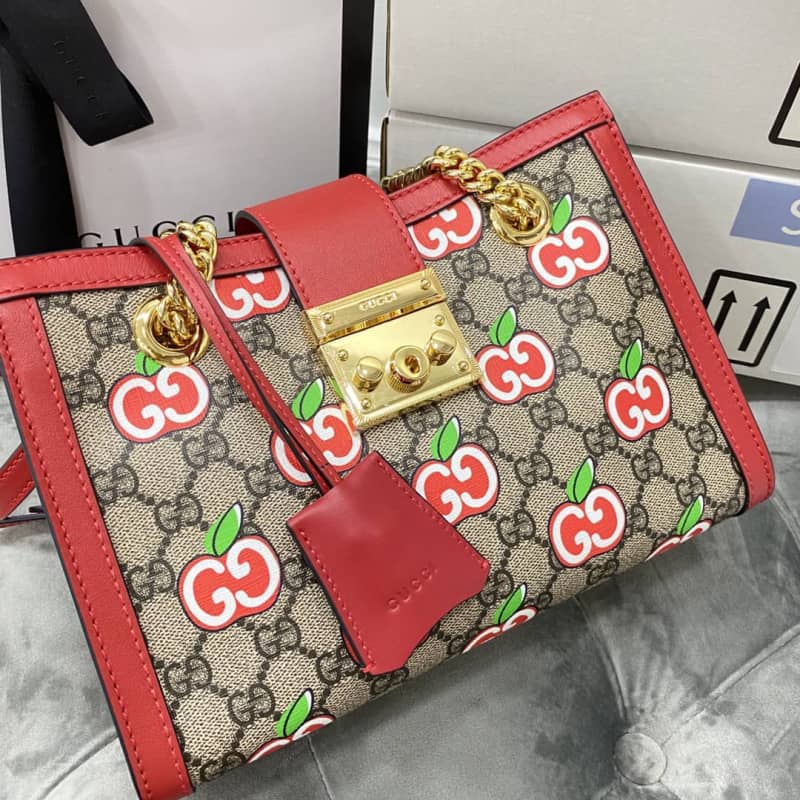 Gvc*1 Padlock Small GG Svp*me Canvas Shoulder Bag Replica Red 498156