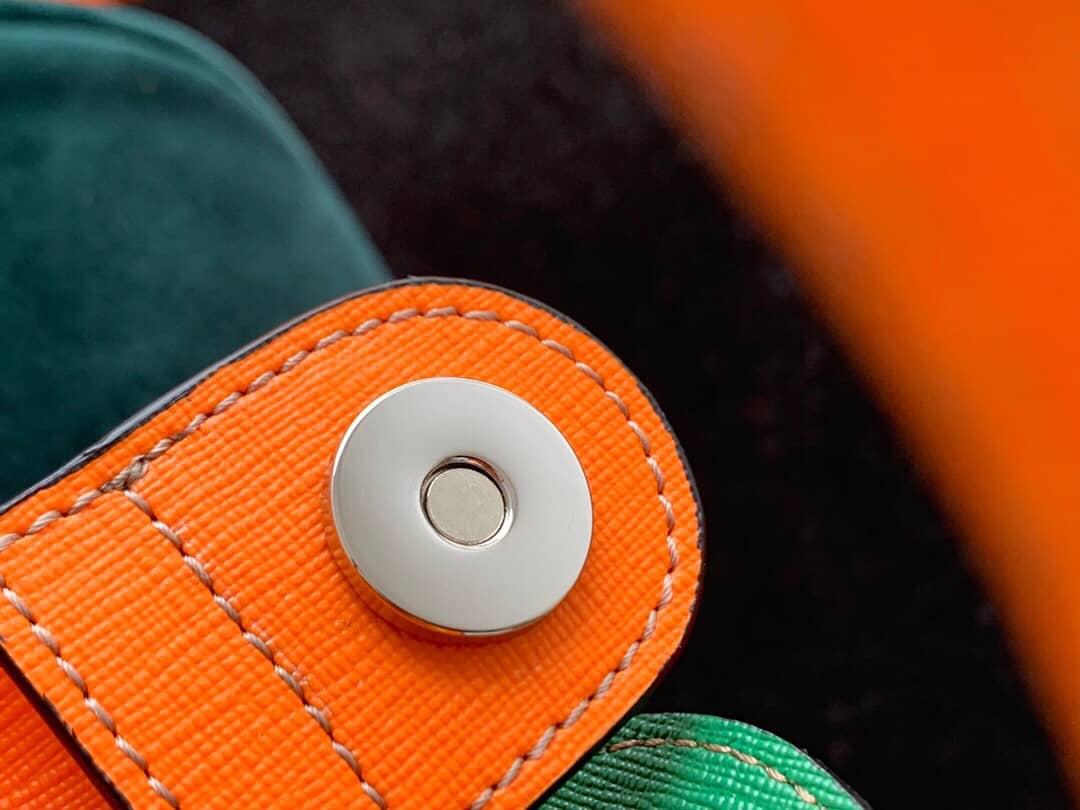 Gvc*1 Children GG Bucket Bag With Pineapple Replica 580850