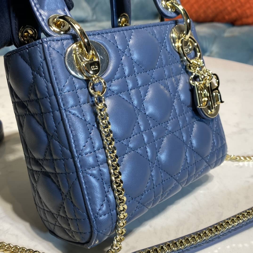 Chr1st1an D10r Lady D10r 17CM Replica Bag